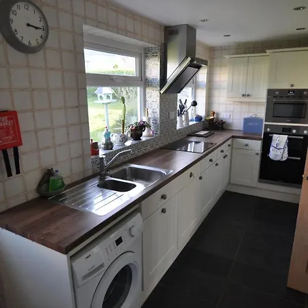 Beautiful Coastal Bungalow, Sennen, Porthcurno,sea Penzance