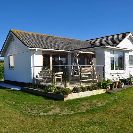 Beautiful Coastal Bungalow, Sennen, Porthcurno,sea Apartment *