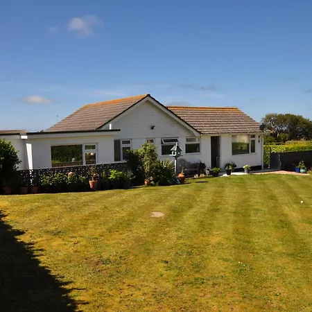 Apartment Beautiful Coastal Bungalow, Sennen, Porthcurno,sea